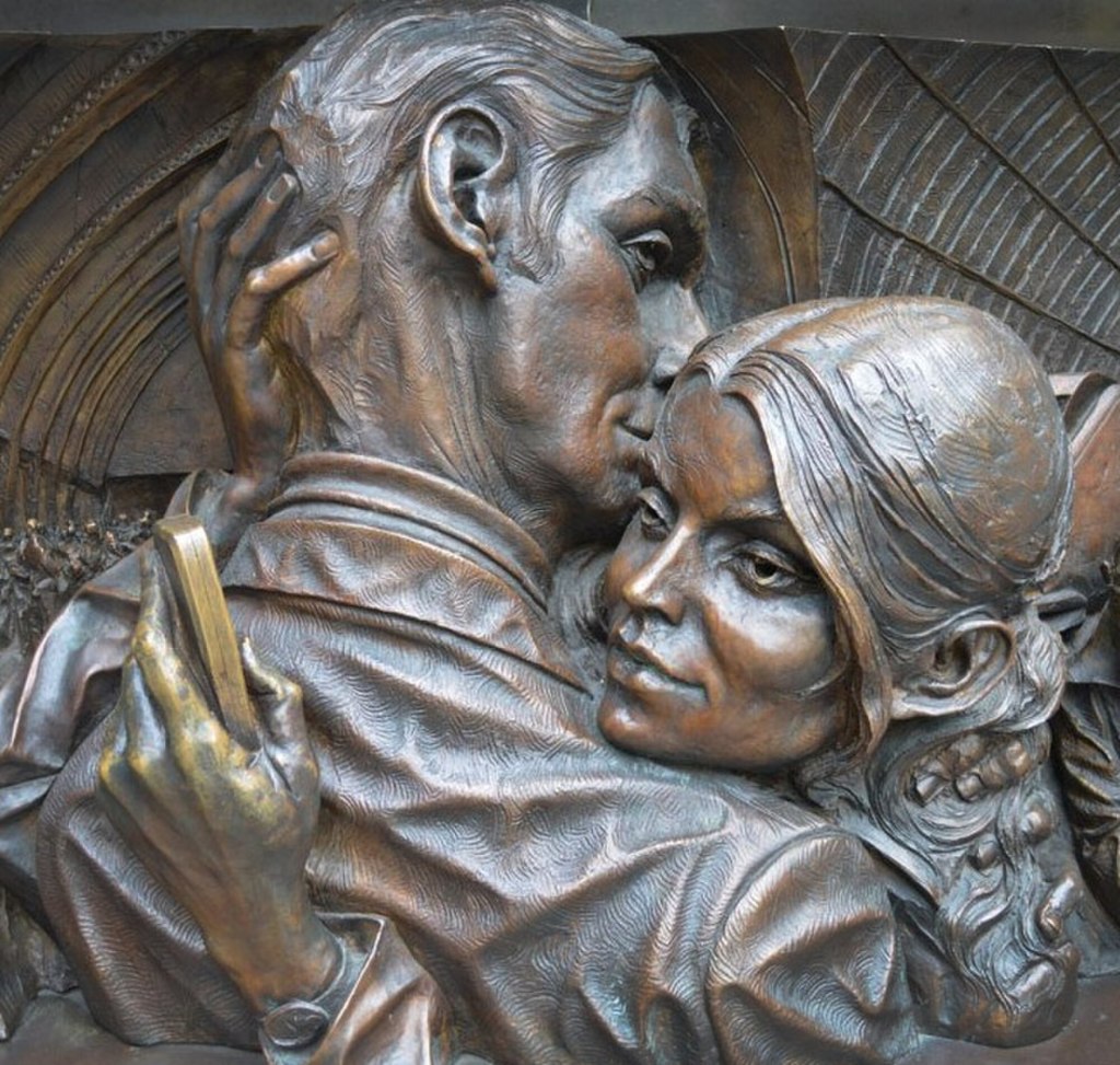 The Disconnect Dilemma: A Case for Delaying Your Child’s First&nbsp;Phone